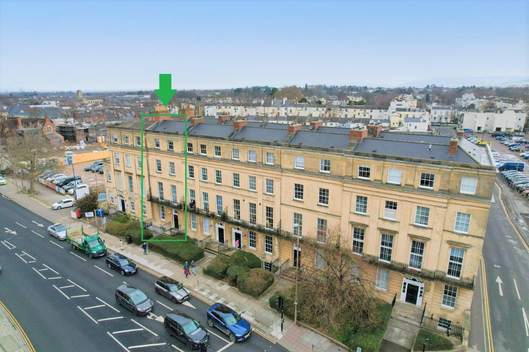 Margaret'S Quattro By Fortuna Property Apartment Cheltenham Exterior photo